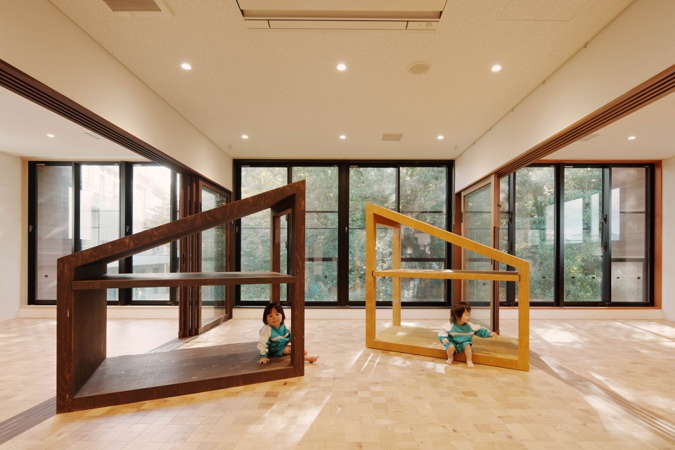 JPP Nursery by HIBINOSEKKEI Youji no Shiro KIDS DESIGN LABO