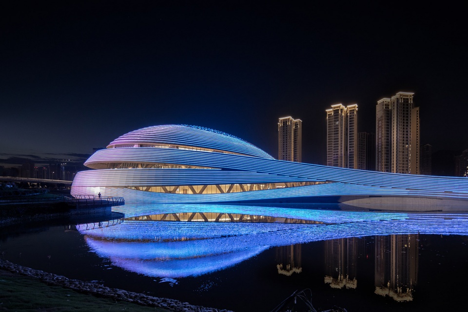 Jewel On The Silkroad Nanbu Eye Gymnasium China by Zhoyu Design Group
