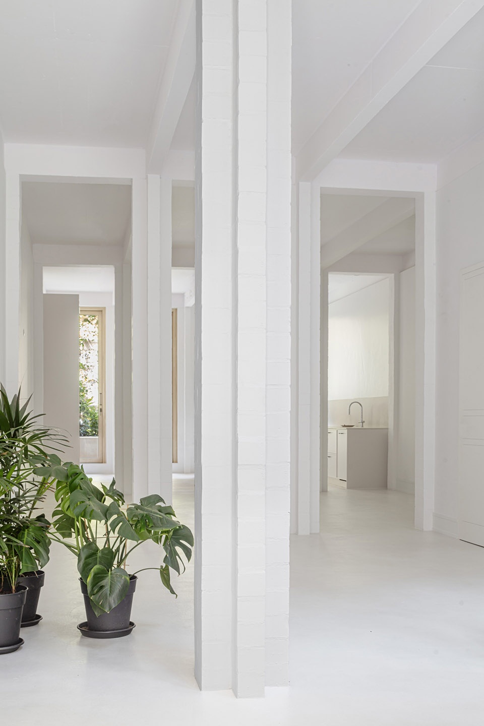 HOUSE 1616 by HARQUITECTES