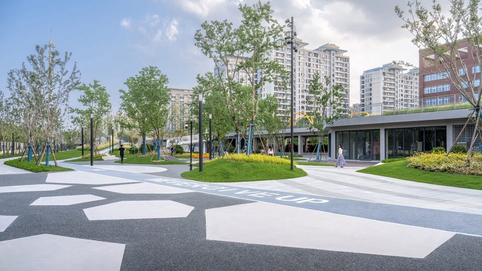 Shanghai s New Horizon High Land Park by Urban Architecture