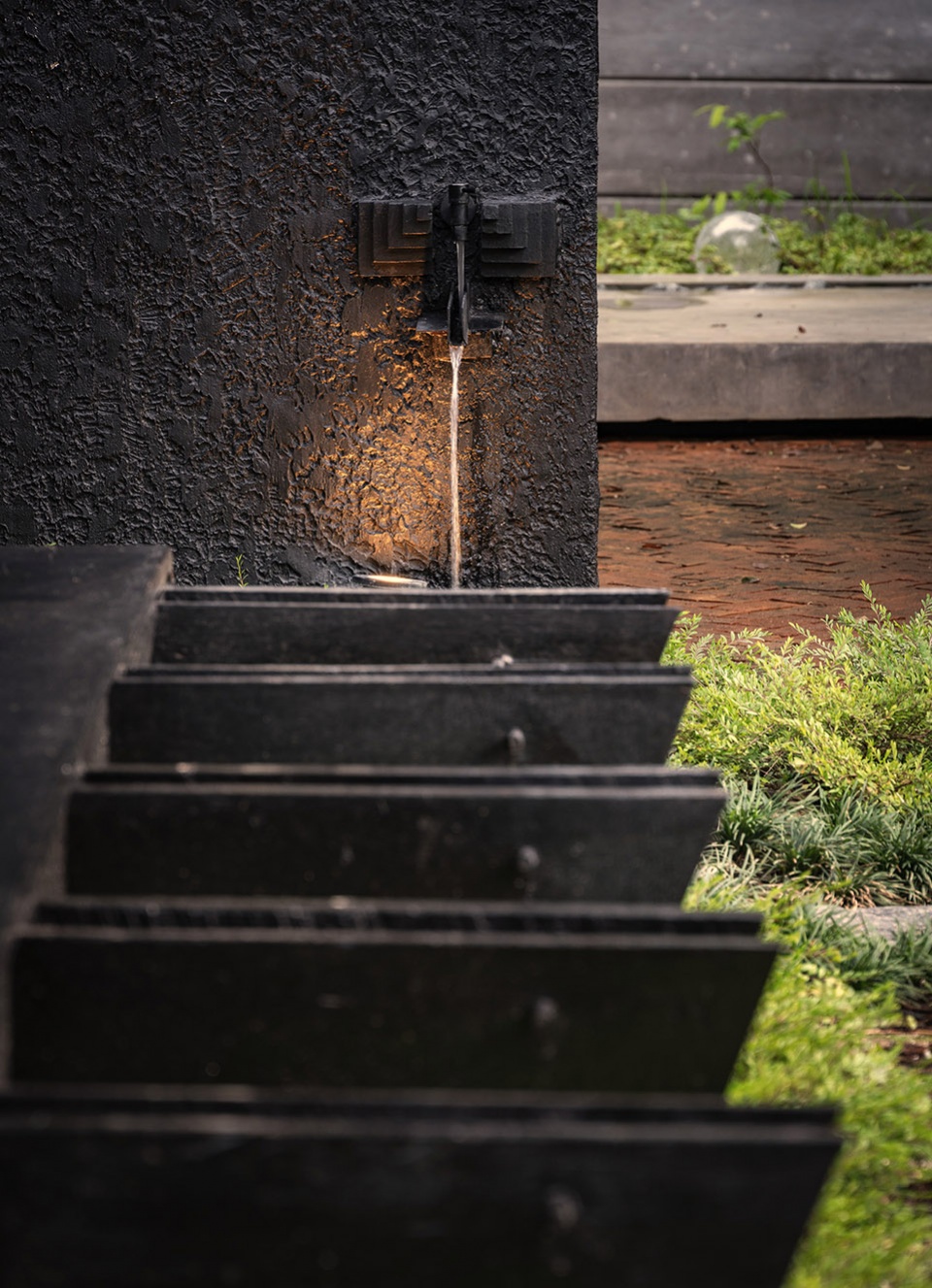 baan dam by housescape design lab