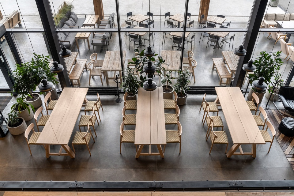 mova beer space by balbek bureau