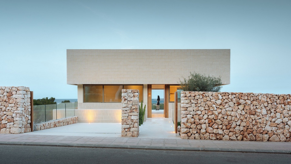 SHIFT HOUSE by NOMO STUDIO