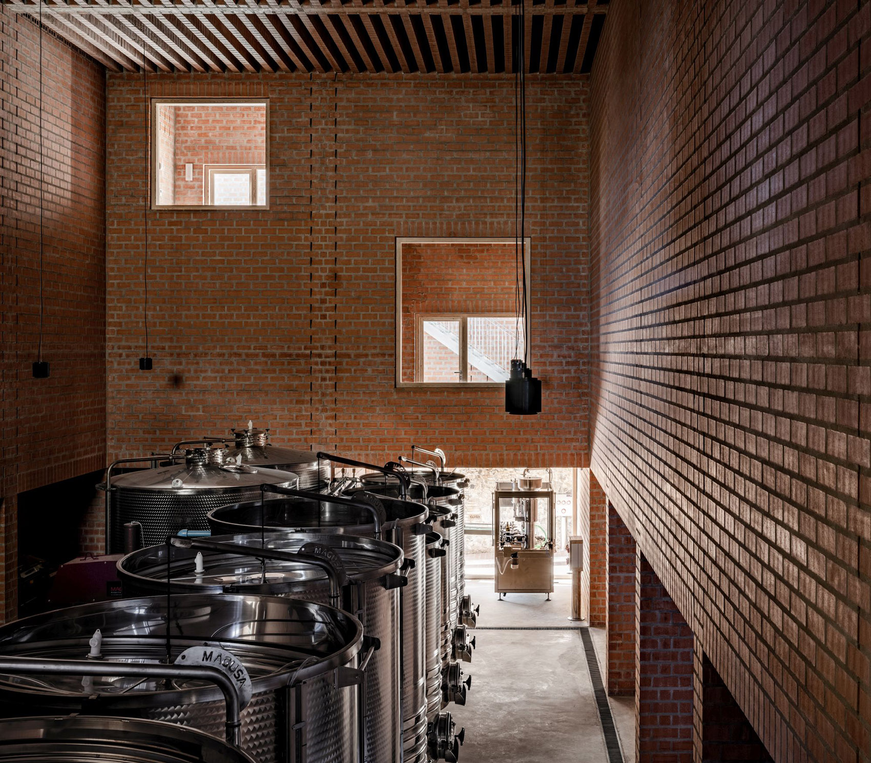 CLOS PACHEM WINERY by HARQUITECTES