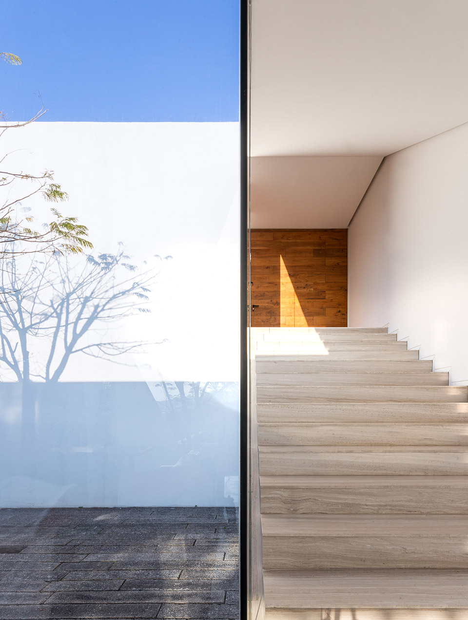 JA House by HW STUDIO