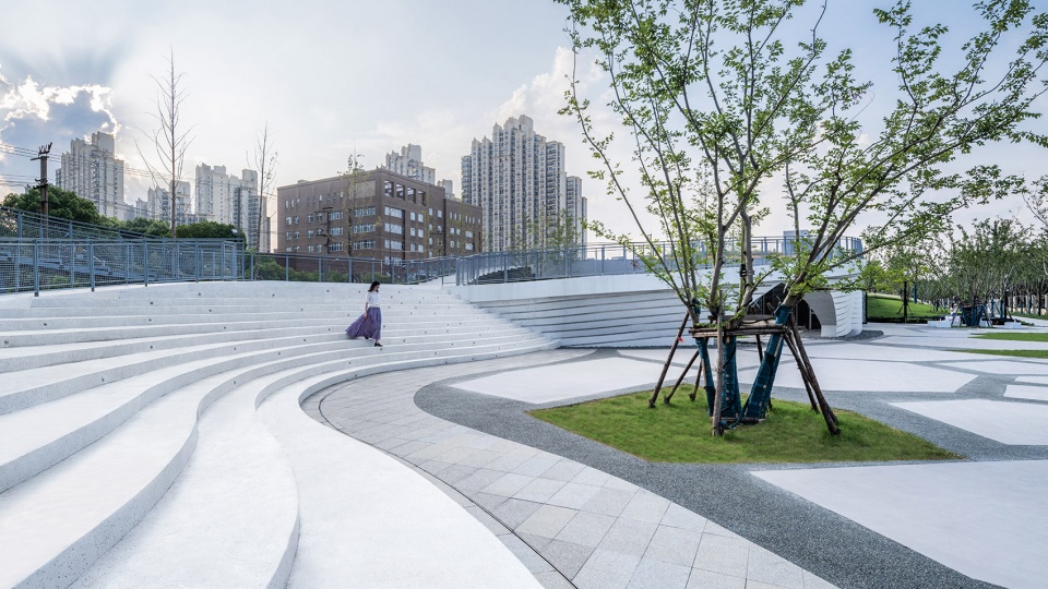 Shanghai s New Horizon High Land Park by Urban Architecture
