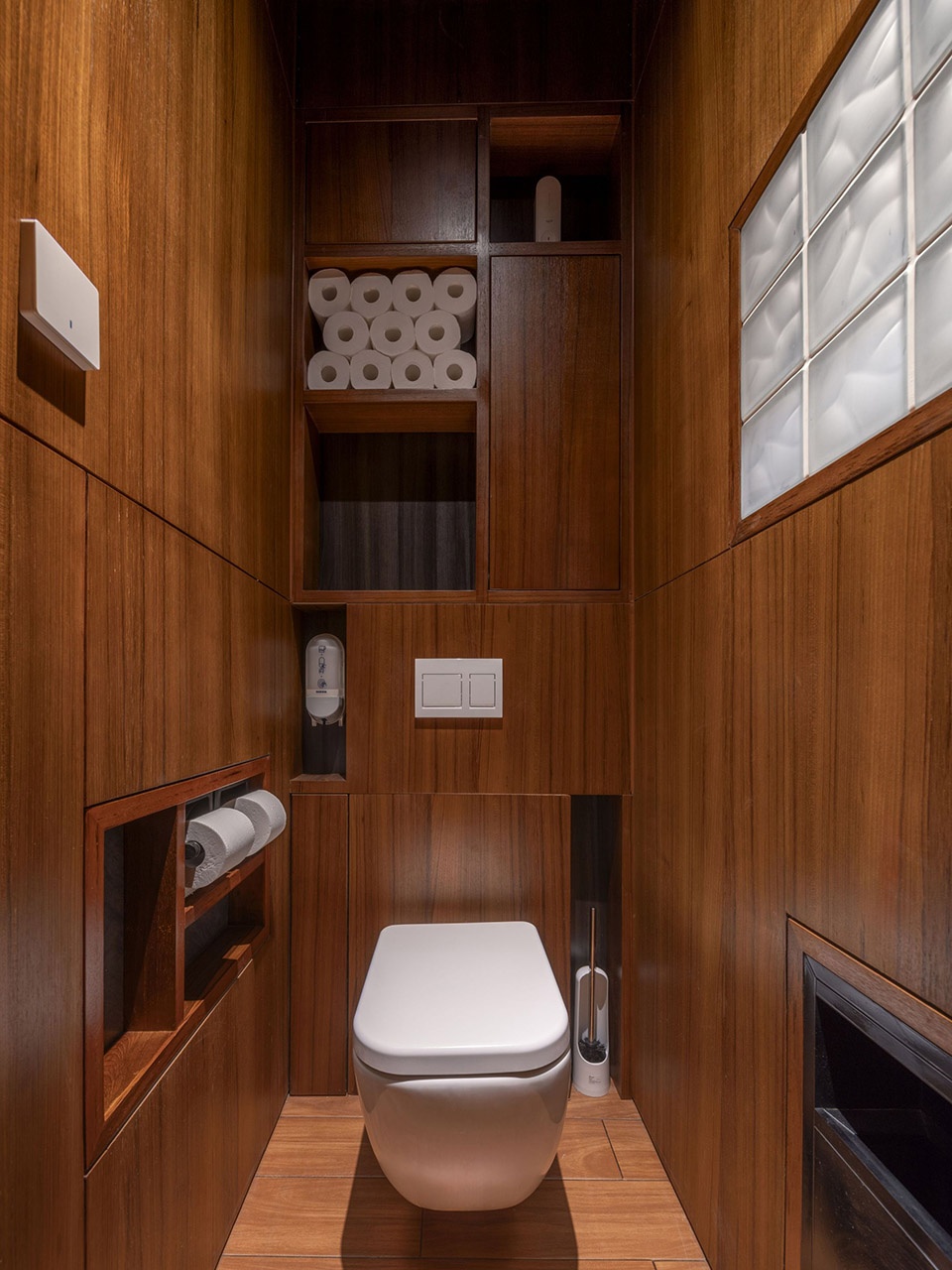 Space 687211 China by SpaceStation