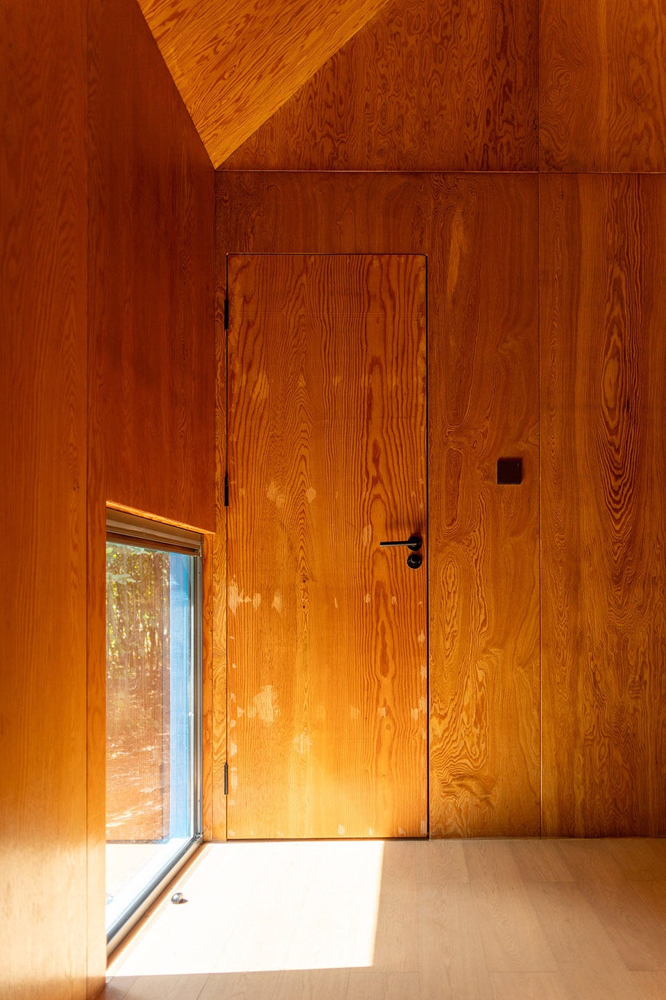 Wild Home 110 The Artist s Cabin China by Wiki World Advanced Architecture Lab