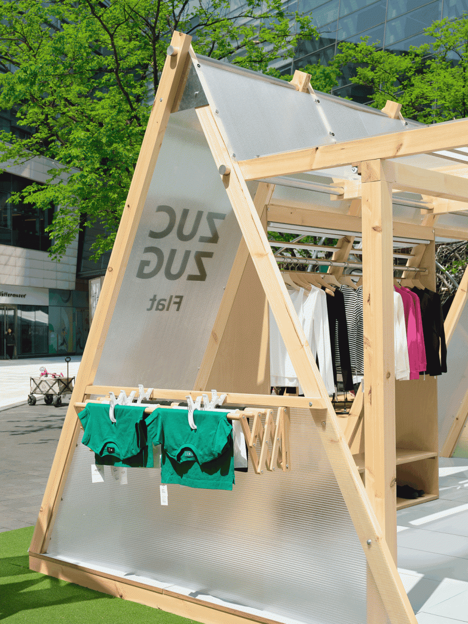 zuczug pop up market by flip studio