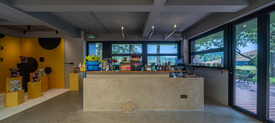 Renovation of Belight Camp Service Center by Local Architecture Design Office The Design Institute of Landscape and Architecture China Ac...