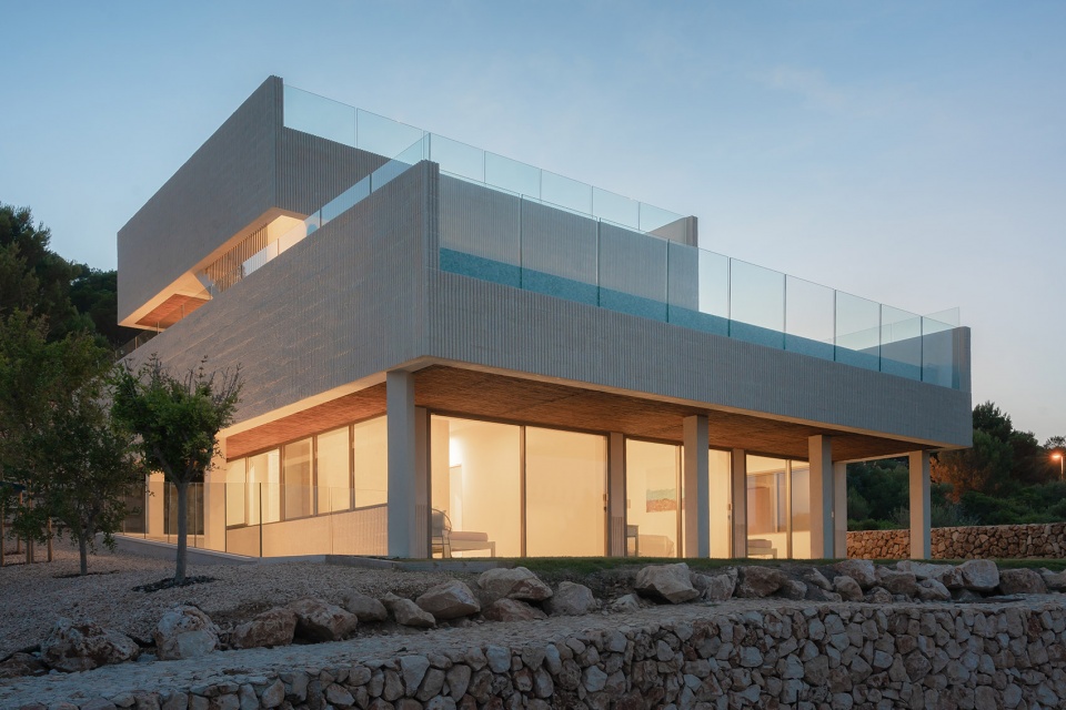 SHIFT HOUSE by NOMO STUDIO