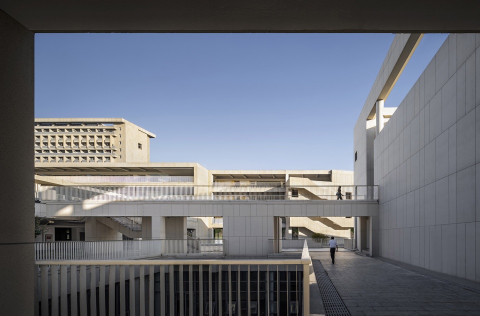 new campus of jiangsu jingjiang senior high school by rong zhaohui studio zradi