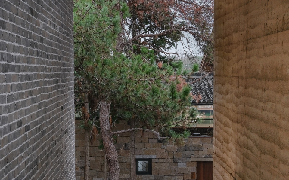 Hotel of quiet realm in Ji an China by BAIDAO ARCHITECTS