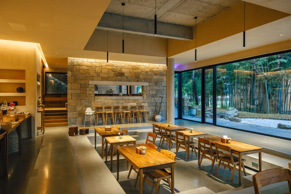 Hotel of quiet realm in Ji an China by BAIDAO ARCHITECTS