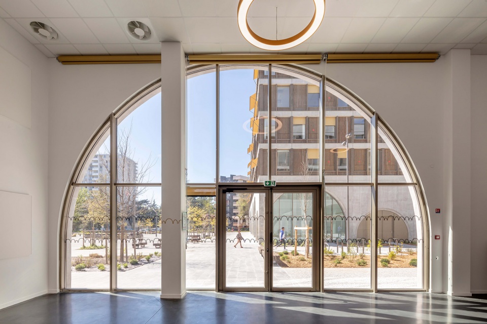 laherrere center by cobe architecture