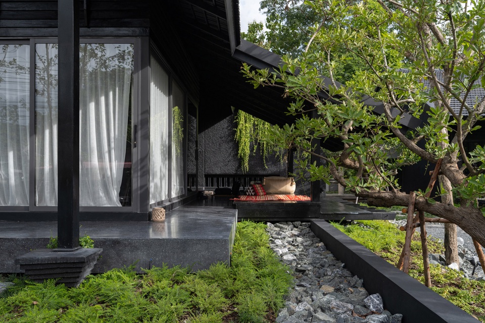 baan dam by housescape design lab