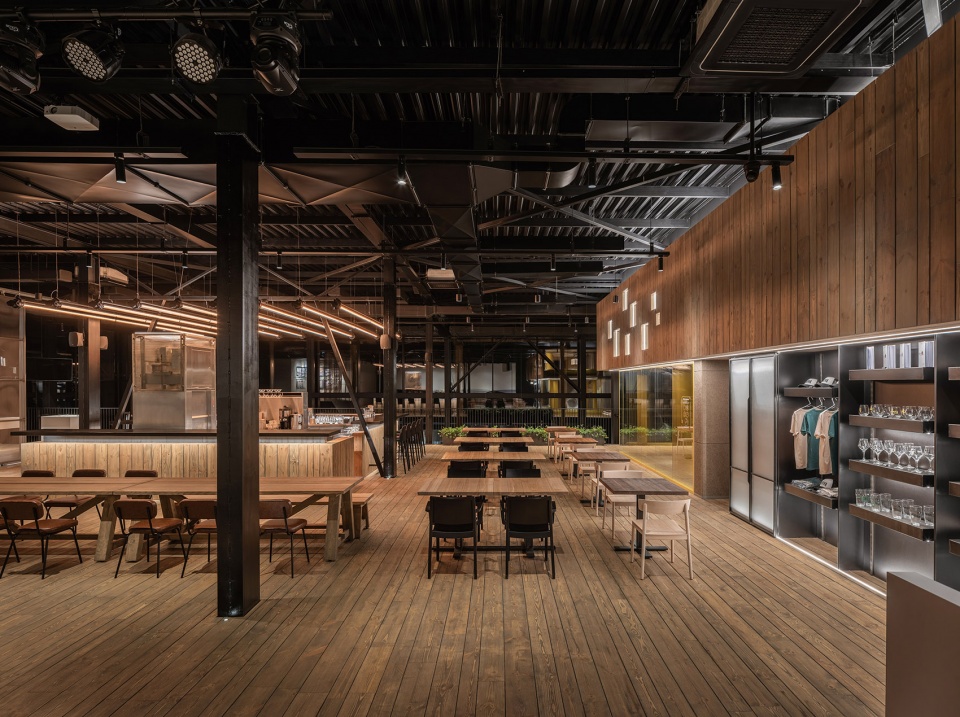 mova beer space by balbek bureau