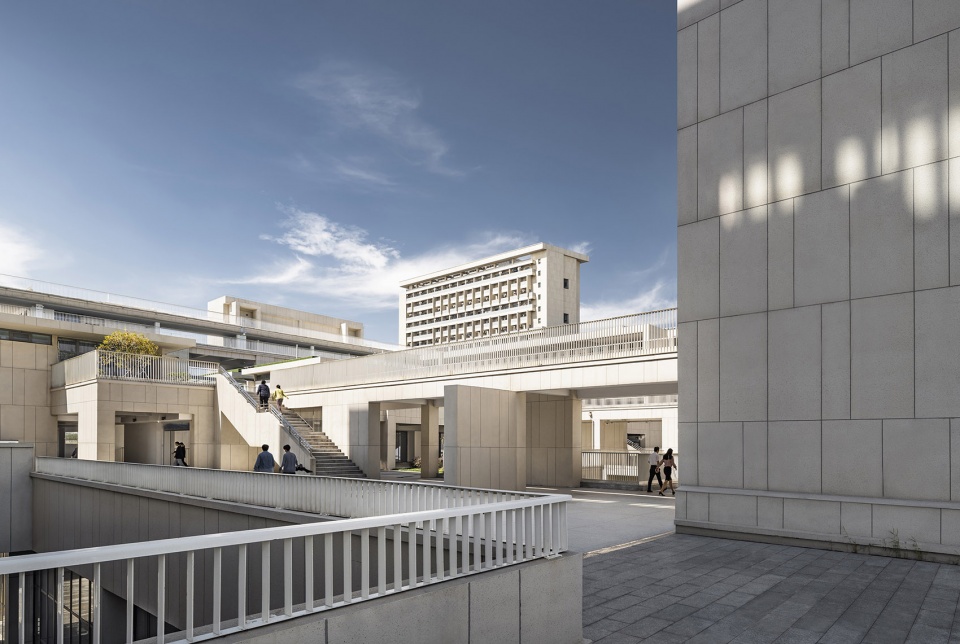 new campus of jiangsu jingjiang senior high school by rong zhaohui studio zradi