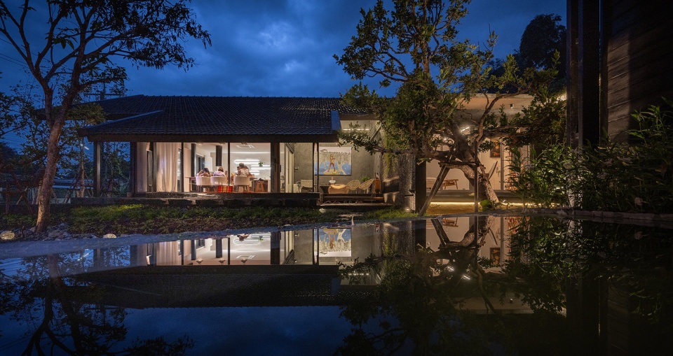 baan dam by housescape design lab