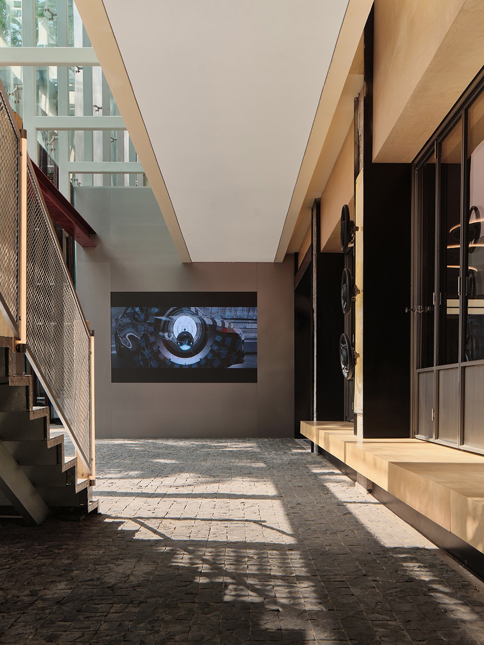 Mazda City Exhibition Hall China by TURING DESIGN