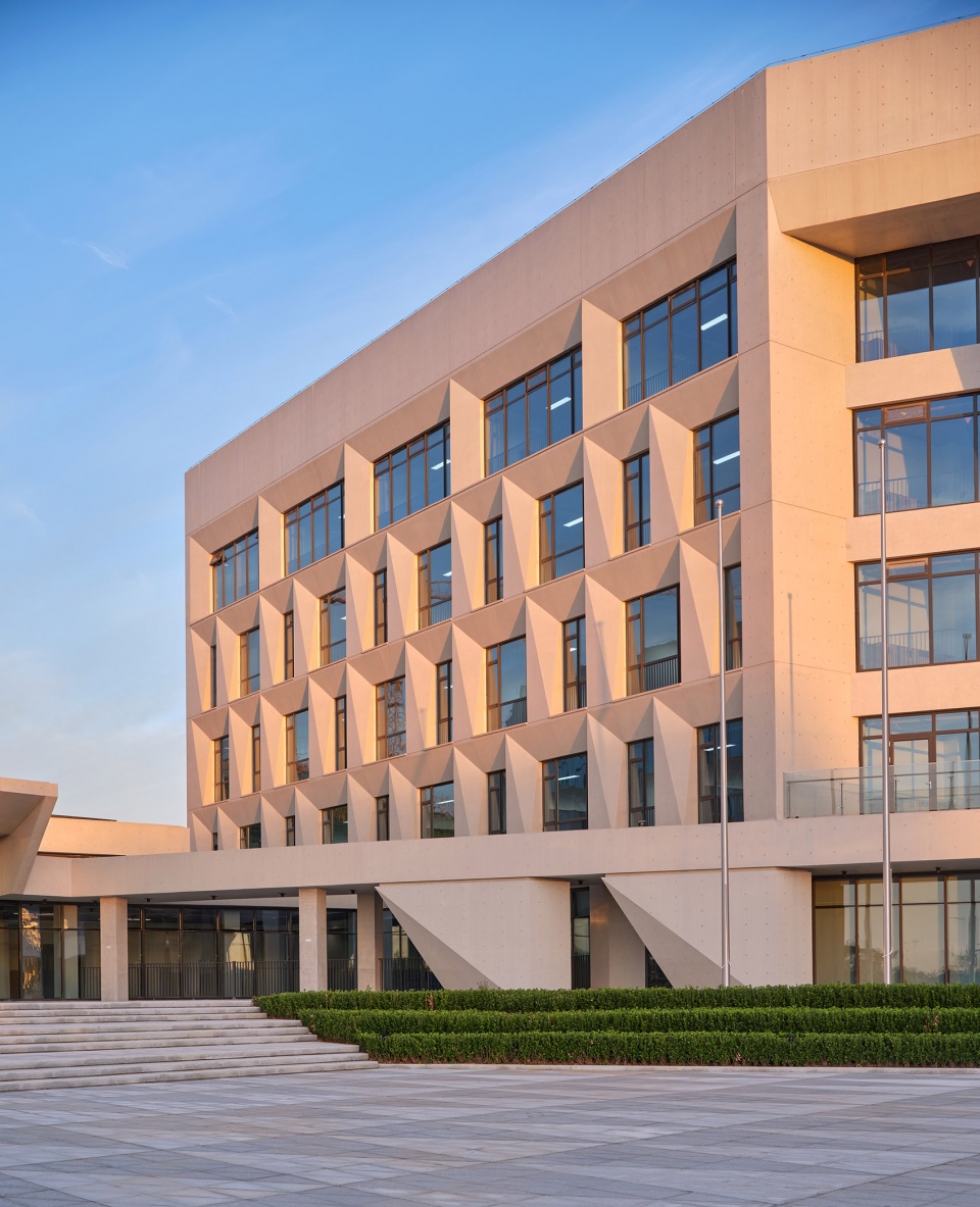 the yehudi menuhin school qingdao by tjad