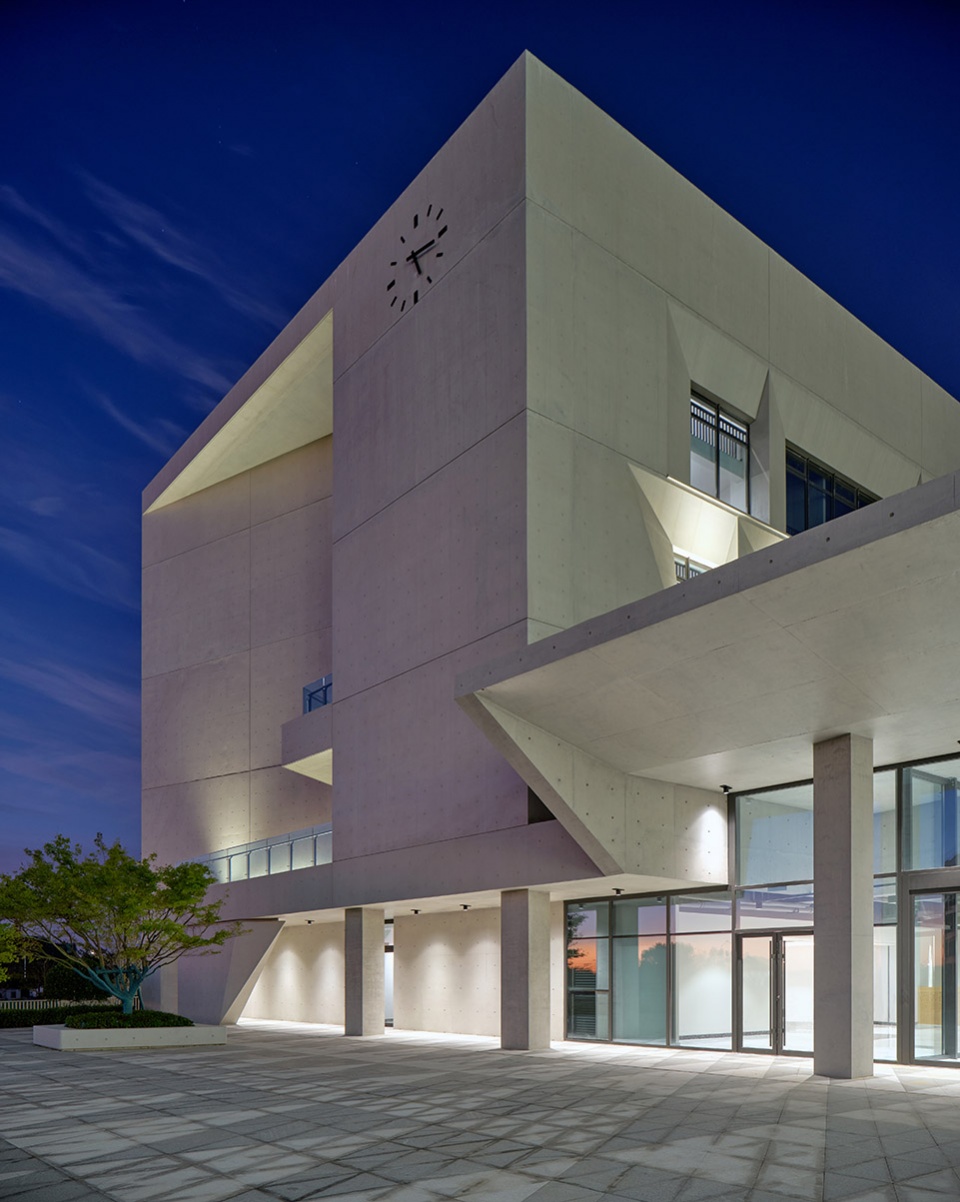 the yehudi menuhin school qingdao by tjad