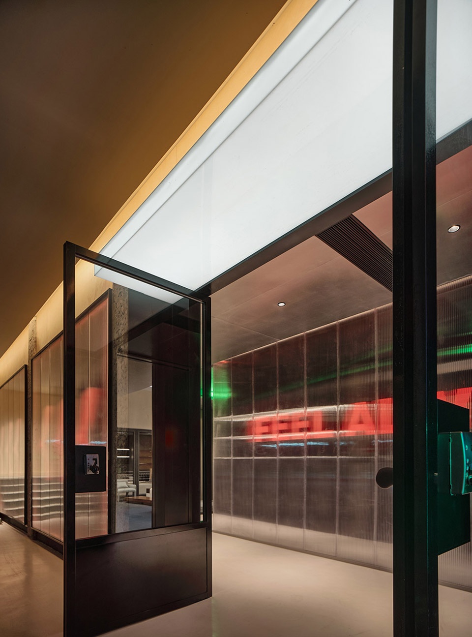 Mazda City Exhibition Hall China by TURING DESIGN bff