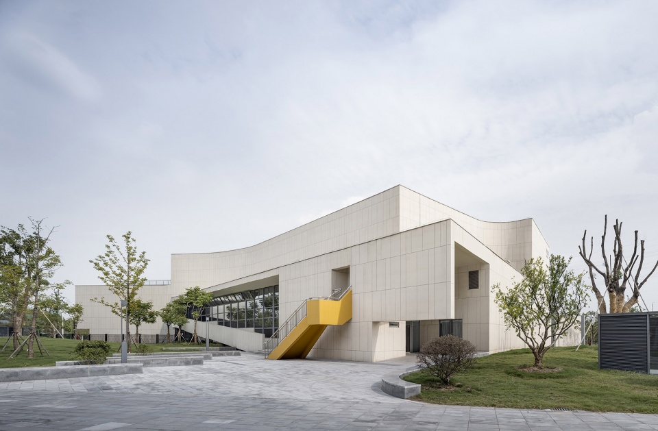 new campus of jiangsu jingjiang senior high school by rong zhaohui studio zradi
