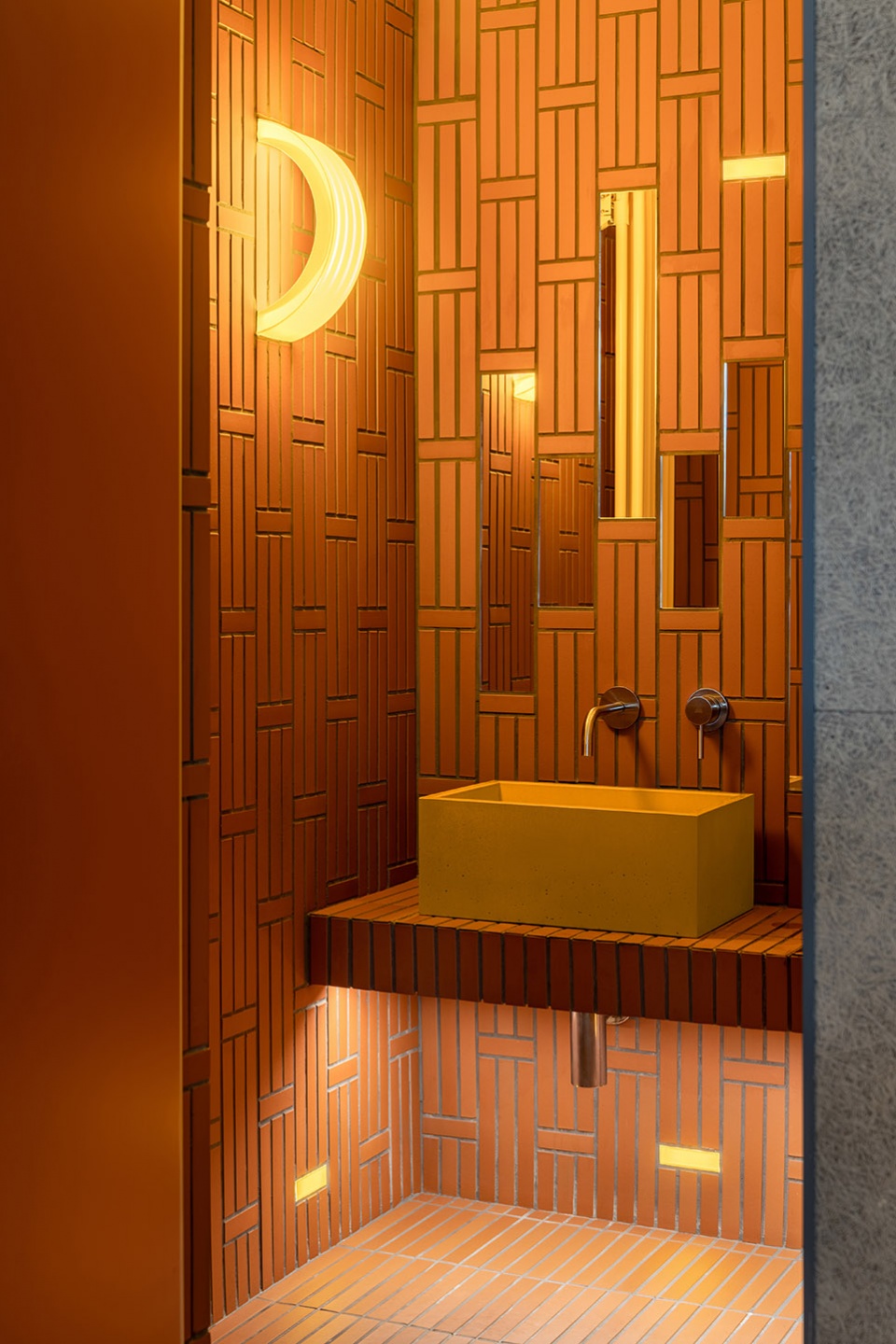mova beer space by balbek bureau