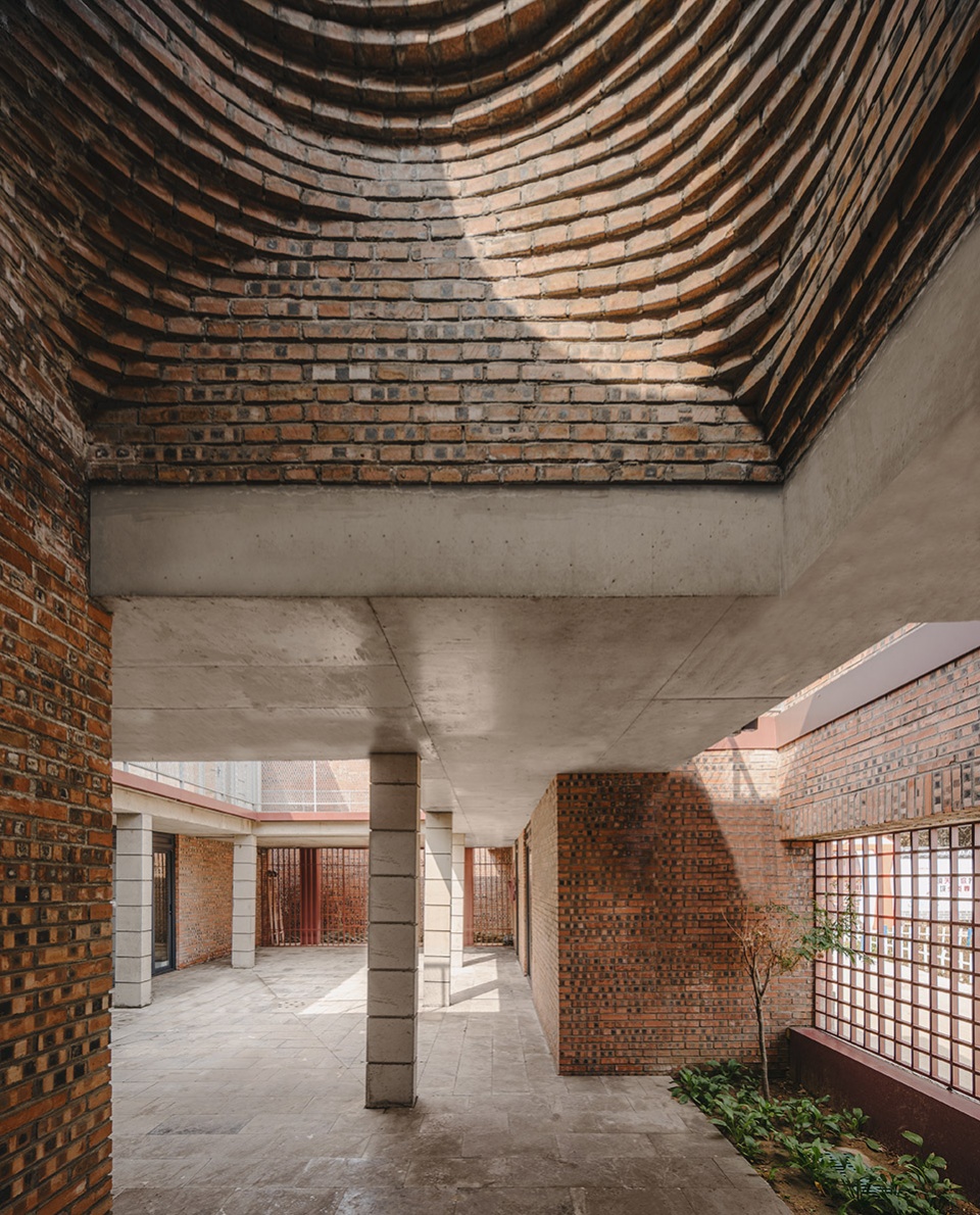 ban quan zhi ye b b and camp by dl atelier