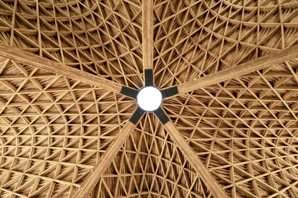 LUUM TEMPLE COLAB