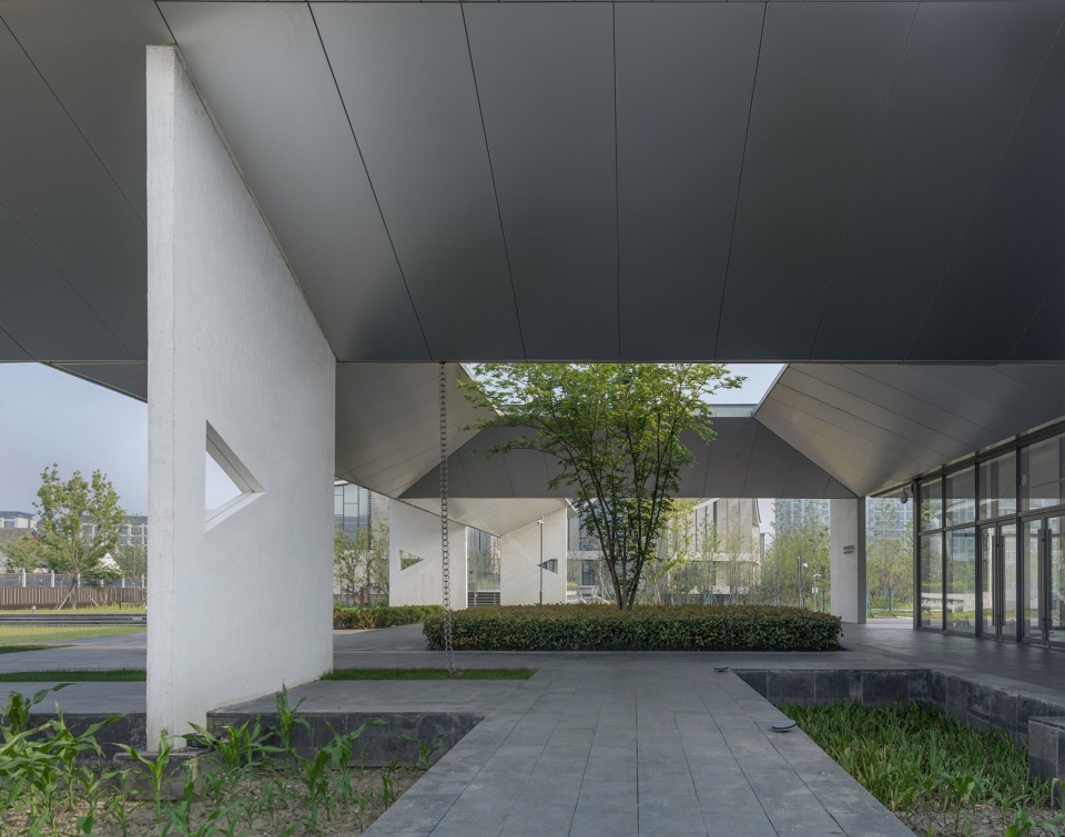 yuz museum by scenic architecture office