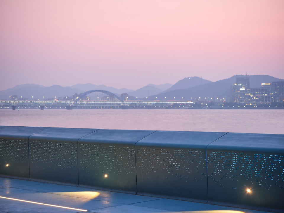 hangzhou riverfront public space sanqiao asian games park by original design studio tjad