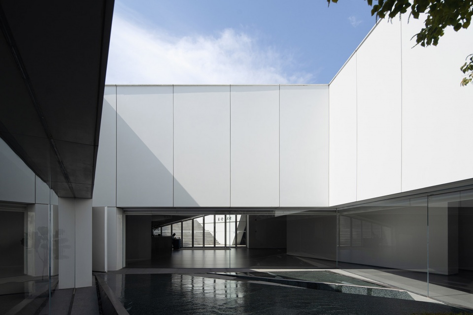 dong yi art museum by china southwest architectural design and research institute corp ltd
