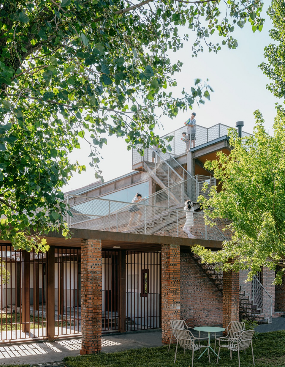 ban quan zhi ye b b and camp by dl atelier
