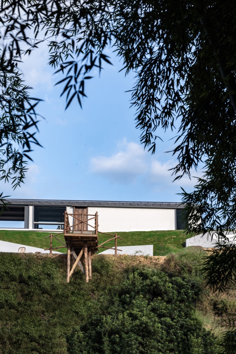 从内山看向建筑,View of the building from the inner mountain @徐英达