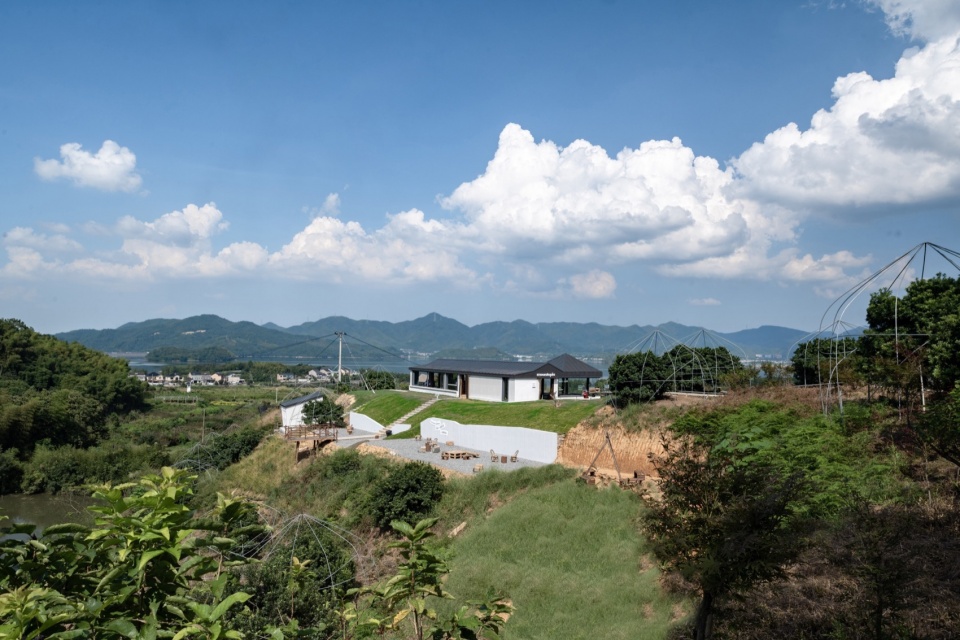 山顶远看,View from the top of mountain @徐英达