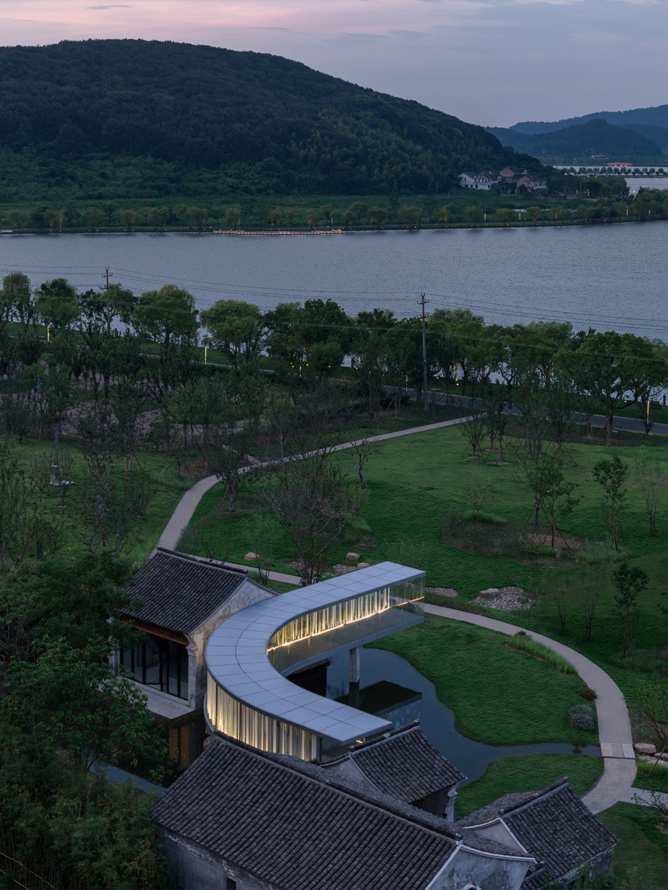 Lakeside Teahouse China by Domain Architects