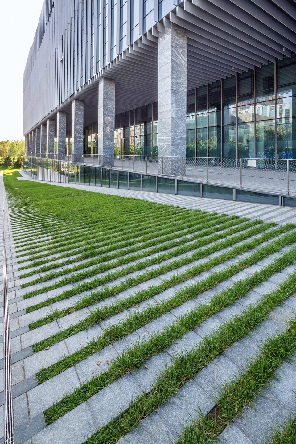 Landscape architecture design of Lei Shing Hong Center Beijing by R land PLACEMEDIA