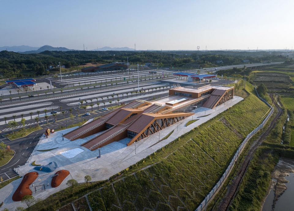 Miluo Highway Service Center China by Hunan Provincial Communications Planning Survey Design Institute Co Ltd
