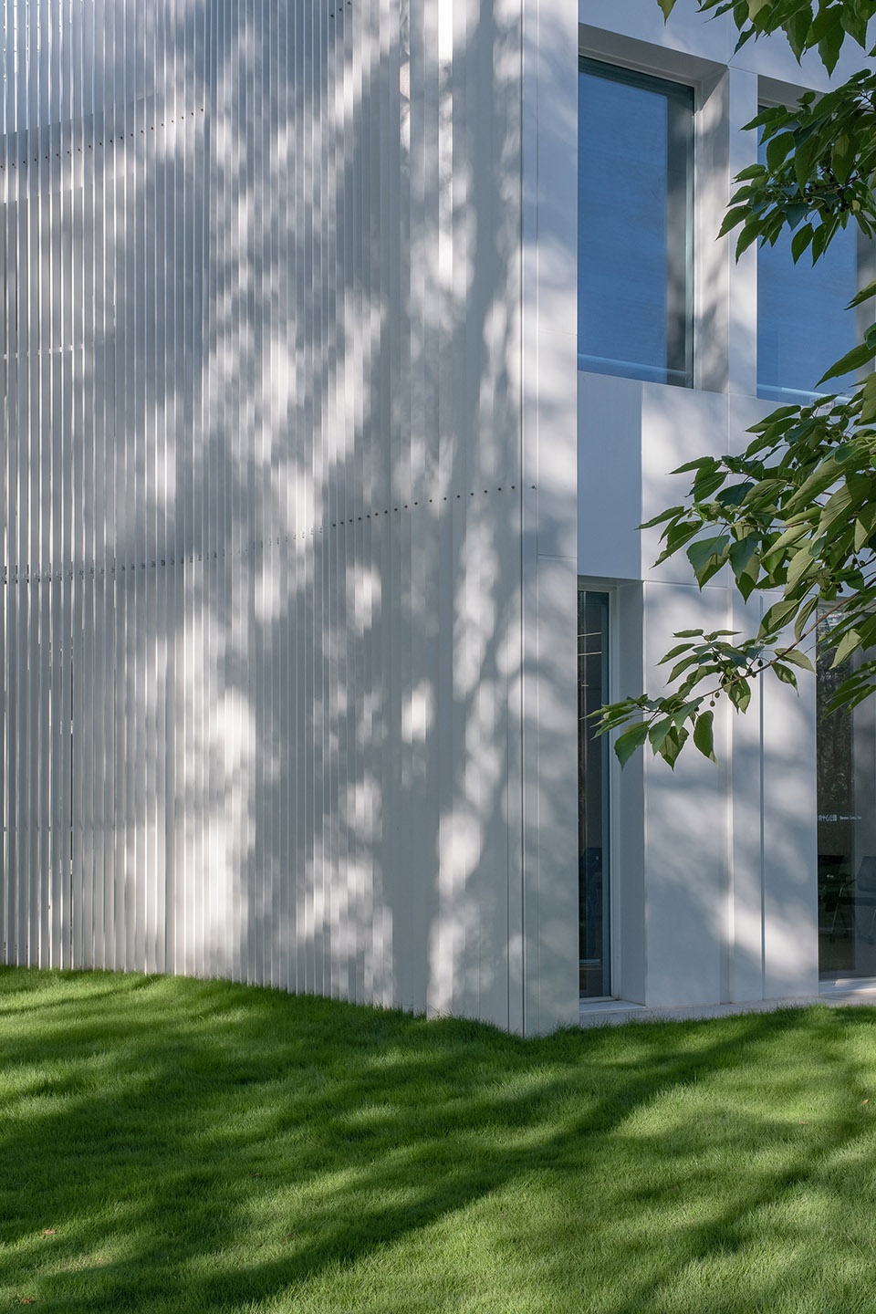 Shenzhen Central Park Construction Command Center China by ATELIER XI