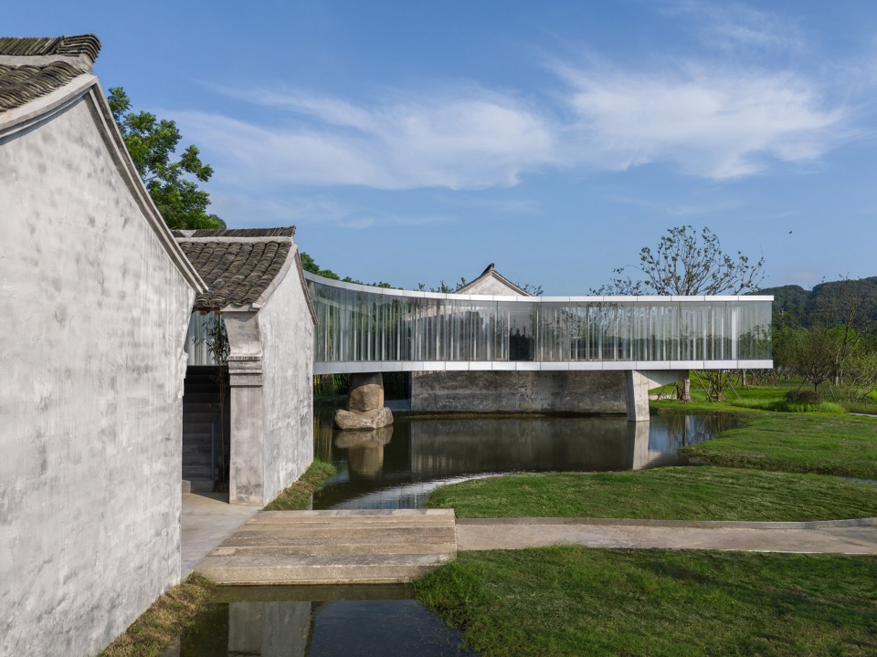 Lakeside Teahouse China by Domain Architects
