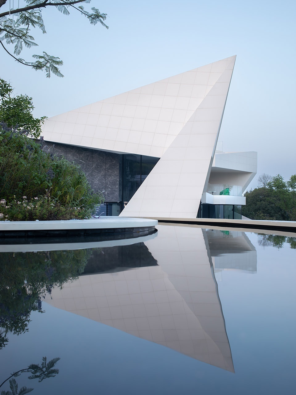 Thousand paper cranes House China by GrandZ Build Architectural Office Chongqing Co LTD