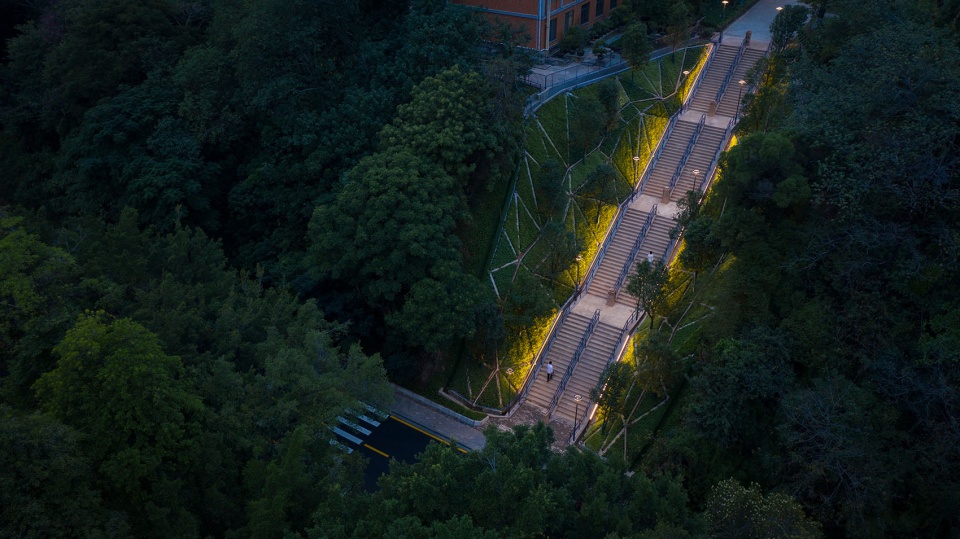 华南理工大学(五山校区)百步梯两侧边坡修缮加固工程 华南理工大学建筑设计研究院有限公司环境艺术设计一所