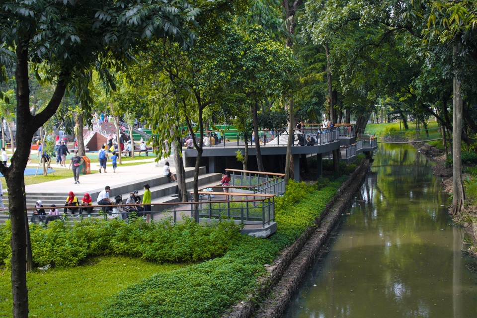 Tebet Eco Park by SIURA Studio