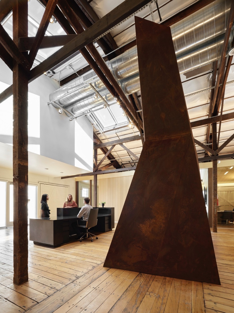 inclusive capital partners office by jones|haydu and evans design studio