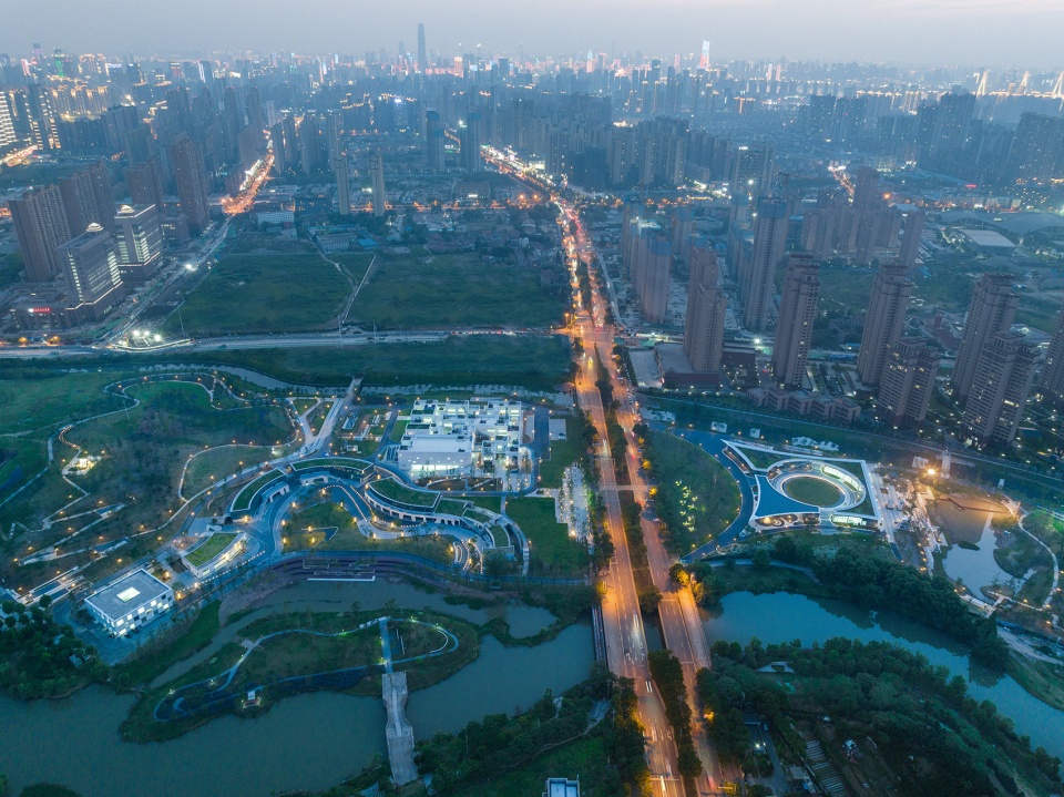 wuhan sponge park research tourist center by uao