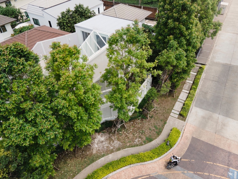house cover by touch architect