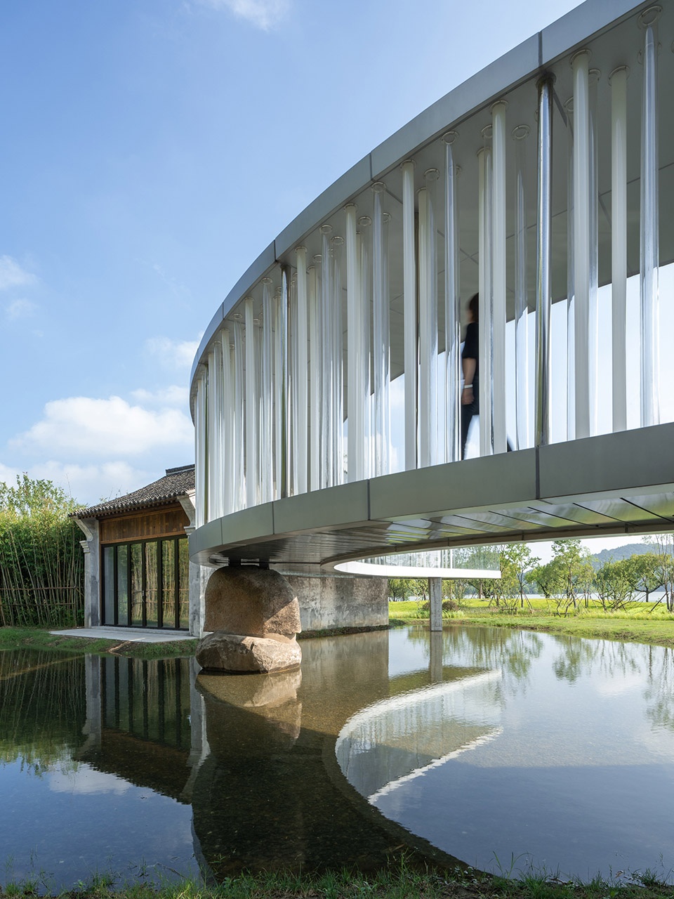 Lakeside Teahouse China by Domain Architects