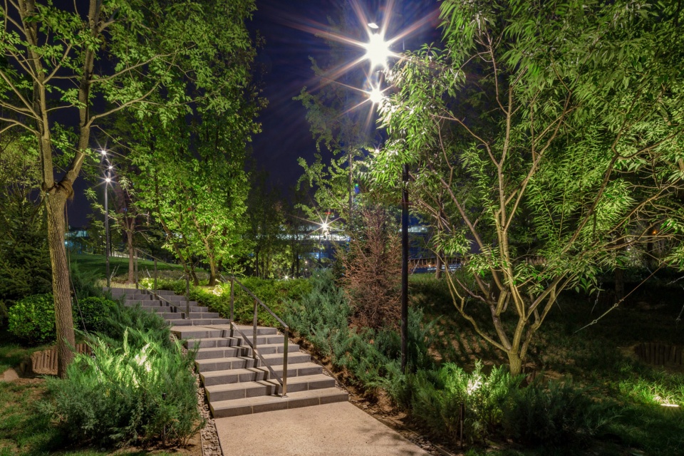 Landscape architecture design of Lei Shing Hong Center Beijing by R land PLACEMEDIA